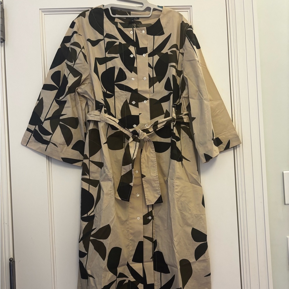 soeur Beige and Black Leaf-Pattern Shirt Dress